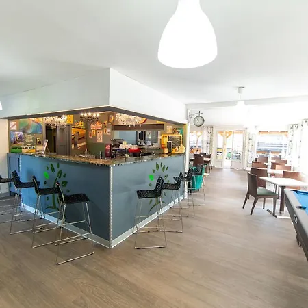 Les Vernieres Sancy Kemp